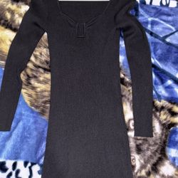black long sleeve dress