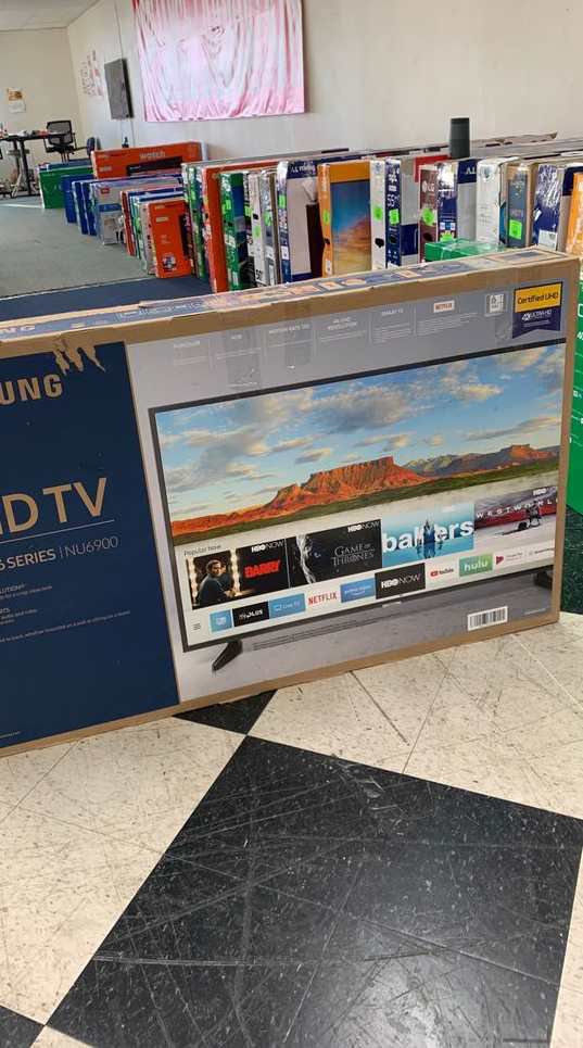 Samsung TV television is brand new with one year warranty!! Open Box! 50 inch RO