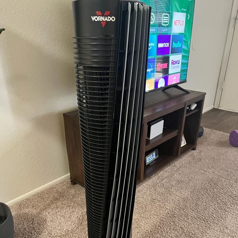 Vornado 184 Whole Room Air Circulator Tower Fan for Sale in Tucson, AZ -  OfferUp