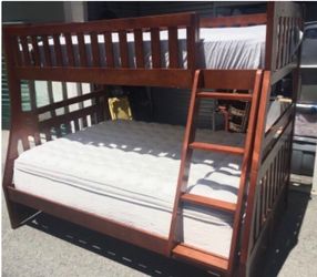 ****Twin Over Full Bunk Bed w/Mattress ****