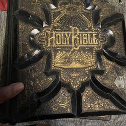 *Rare* 1800 Year Date Bible Original Piece. Well Taken Care Of Look At Pics. 