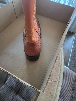 Ostrich boots 👢