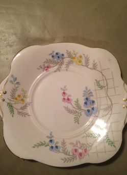 Plate with flowers and gold trim