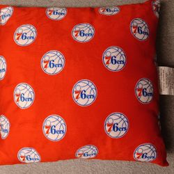 Philadelphia 76ers Couch Throw Pillow Team Sprit 16 X 16 Brand New Iverson 