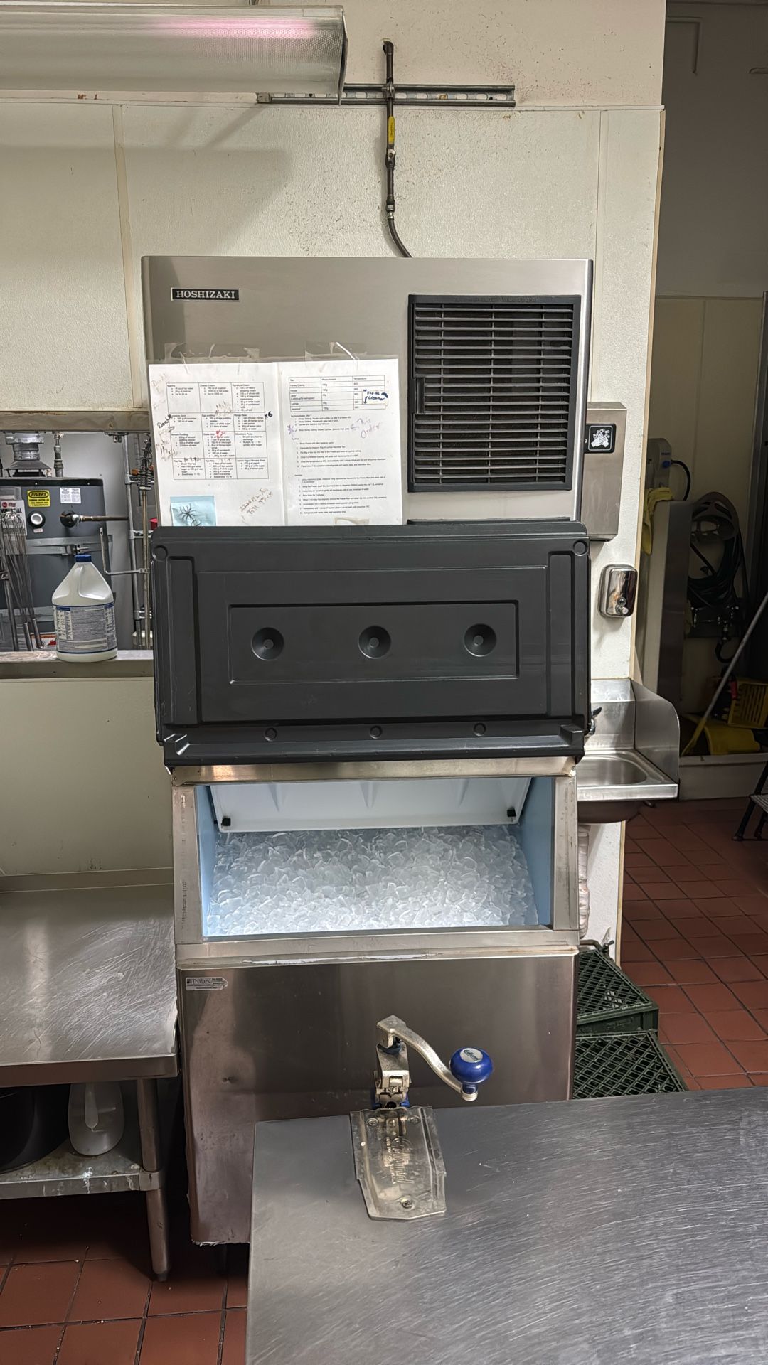 Hoshizaki Ice machine Full Size