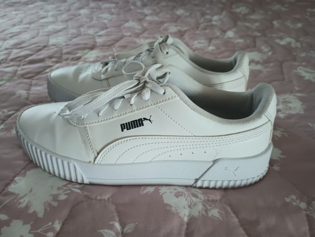 Shoes Puma Size 8 Women