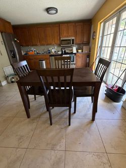 Kitchen table