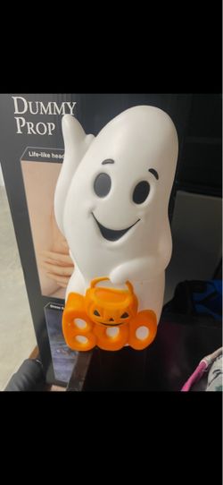 Halloween outdoor display