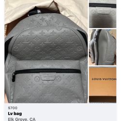 Louis Vuitton () bag Pack 