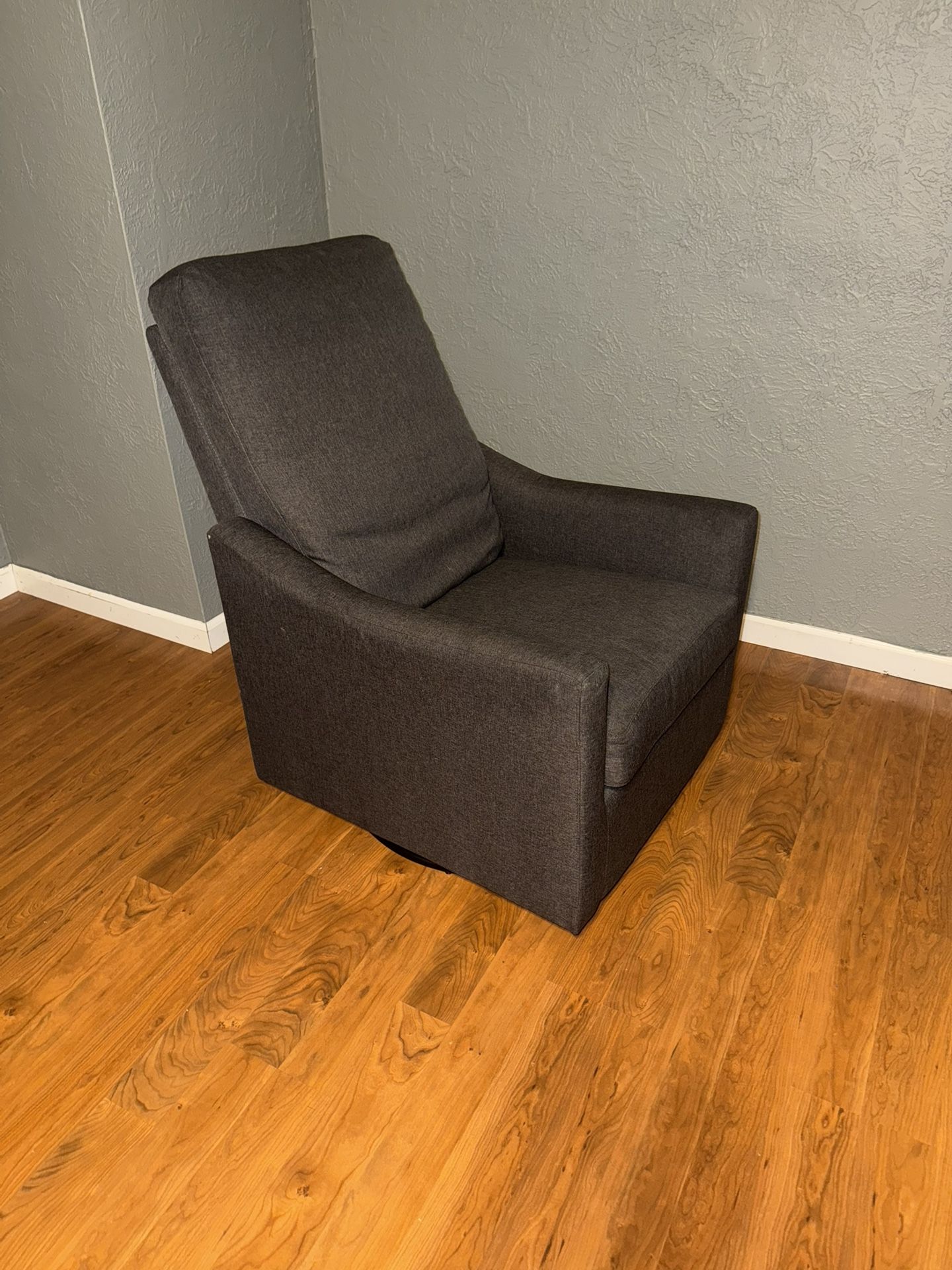 Nursery Glider Chair