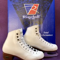 Riedell Figure Skates Size 2.5 Narrow + Blade & Skating Outfit Extras