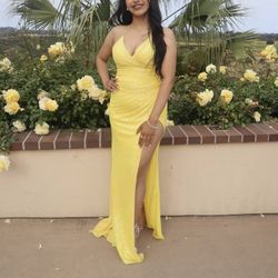 yellow prom dress 