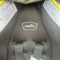 Evenflo  Pívot Stroller 