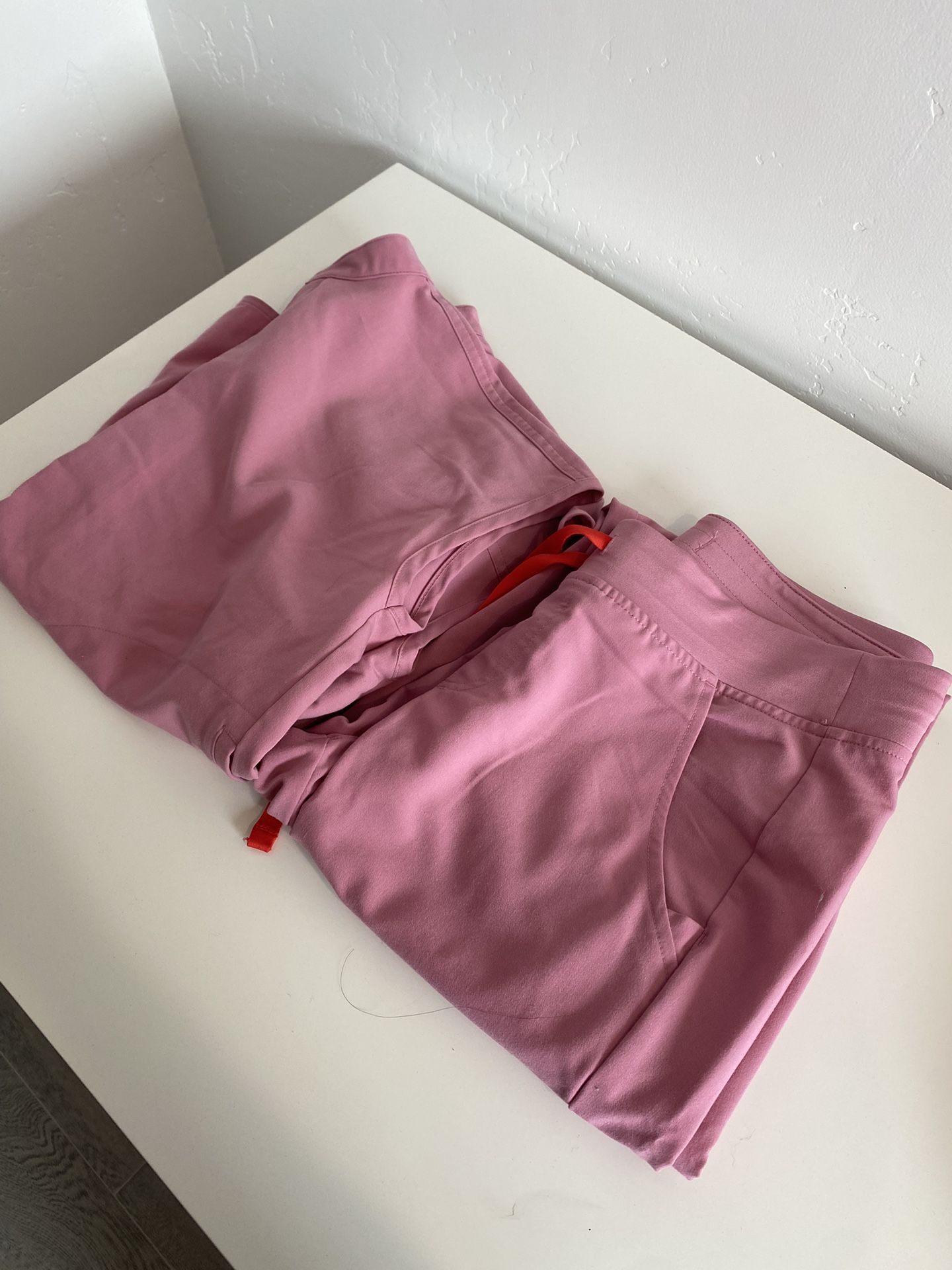 Figs Chalk Pink Scrubs