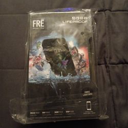 Iphone 7 Plus Lifeproof Case With Free Landyard
