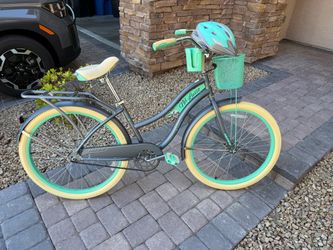 Huffy 26” Nel Lusso Women's Cruiser Bike