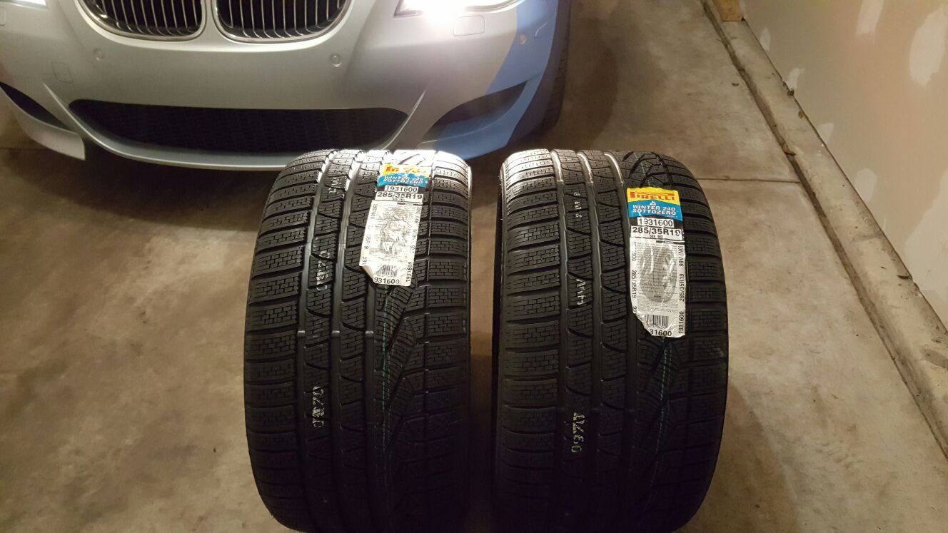 285/35 R19 Pirelli brand new tires