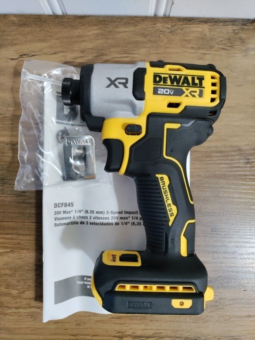 20-Volt DeWalt Maximum XR Cordless Brushless 1/4 in. 3-speed Impact Driver (Tool Only)