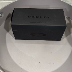 Oakley Sunglasses 