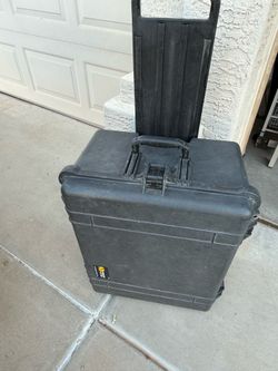 Pelican 1610 Case No Foam