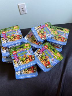 Lego minifigures