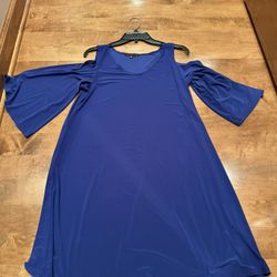 Woman’s Tiana B Peekaboo Shoulder Dress Shipping Avaialbe 