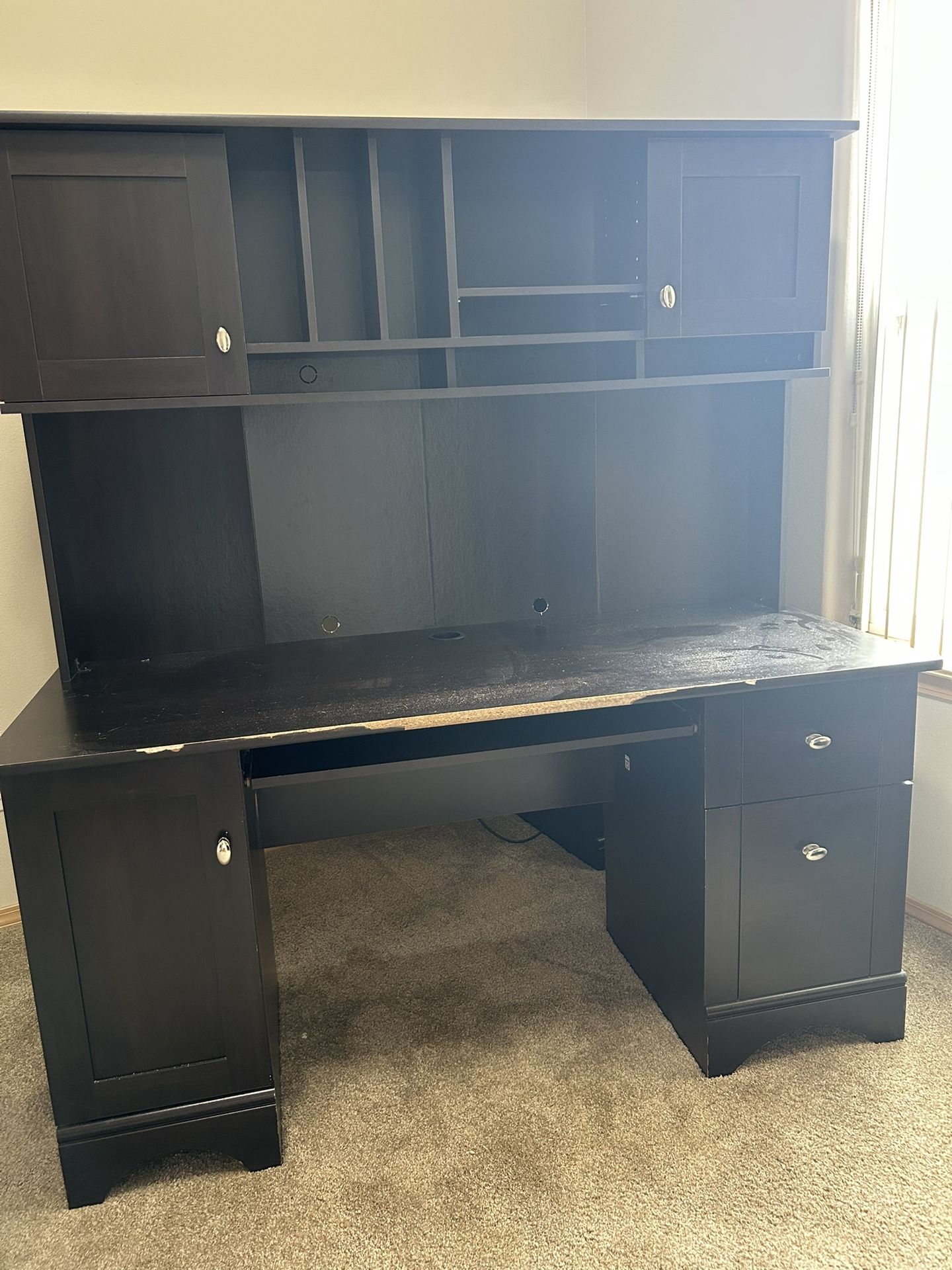 Desk with Hutch