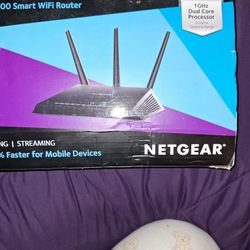 NightHawk Model #R7000 Wifi ROUTER