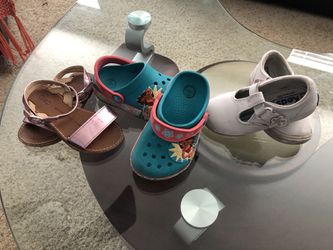 Gap sandals, Moana crocs, Keds