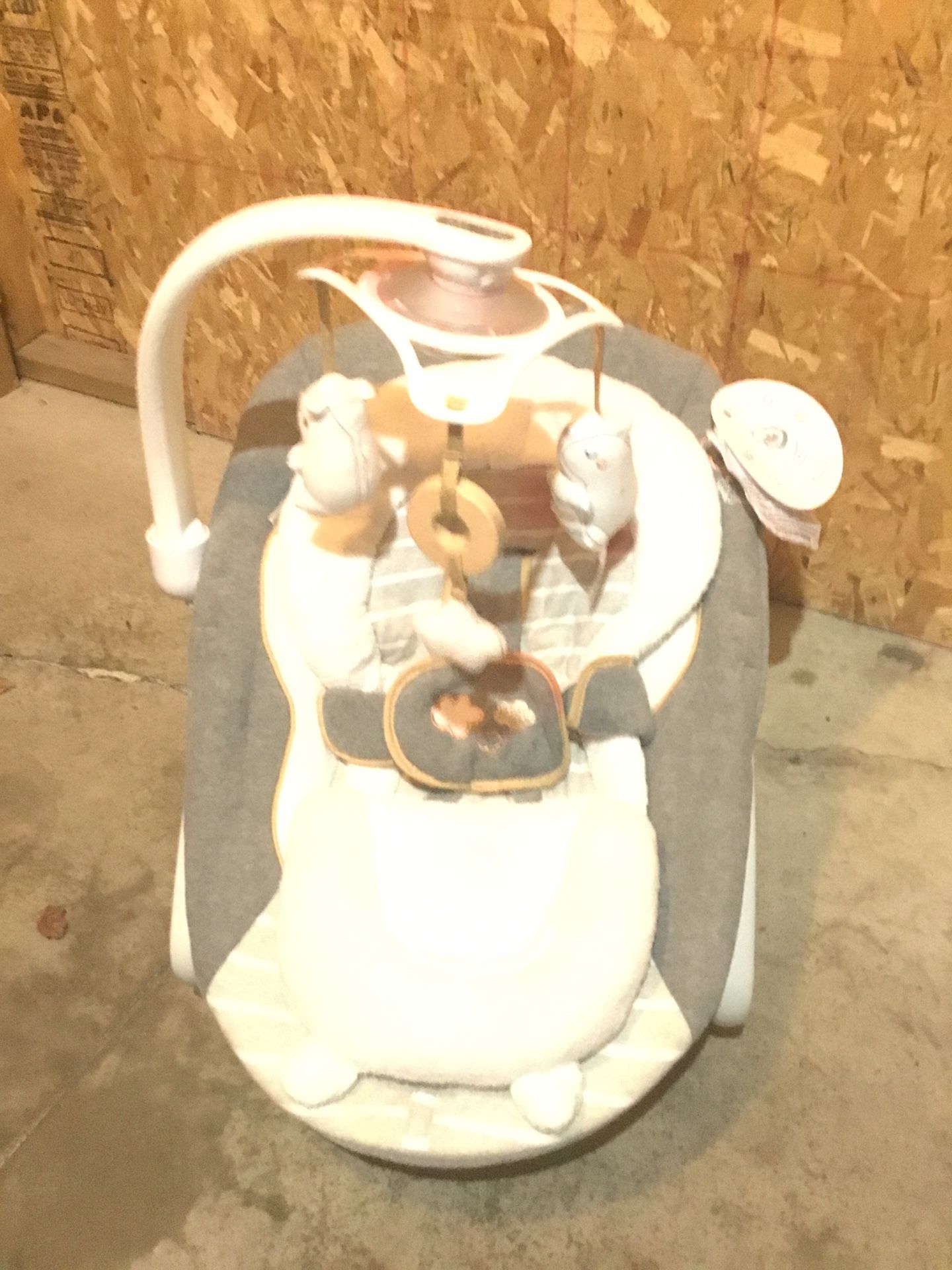 Ingenuity Boutique Collection baby rocker