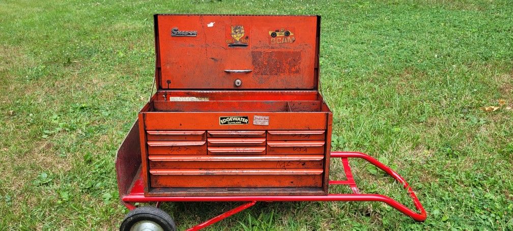 Vintage Red Snap On 9 Drawer Toolbox 