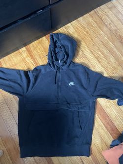 Nike sweater with pocket pouch size M