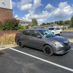 2019 Nissan Versa