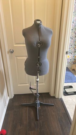 Adjustable Dress Form Mannequin with Stand