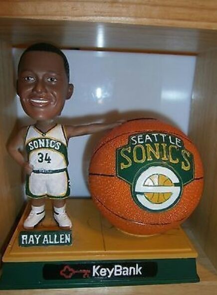 $35 RAY ALLEN SEATTLE SUPERSONIC KEY BANK BOBBLEHEAD/PIGGY BANK