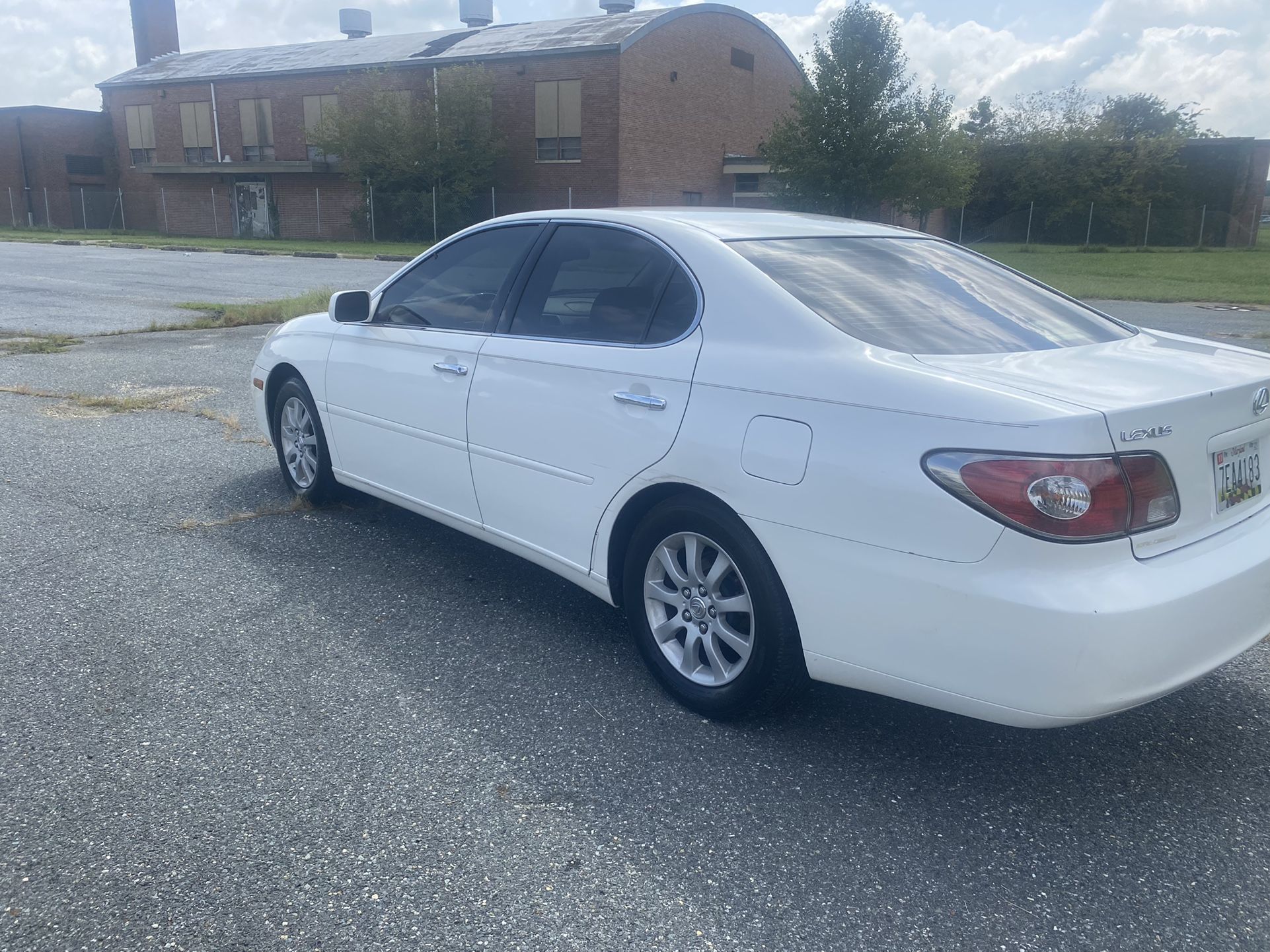 2004 Lexus ES 330