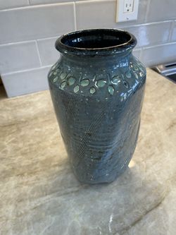 Ridge Pottery Vase