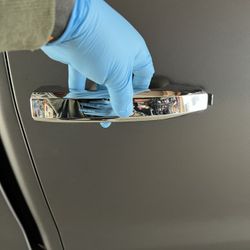 2017 Chevrolet Silverado Chrome Handles