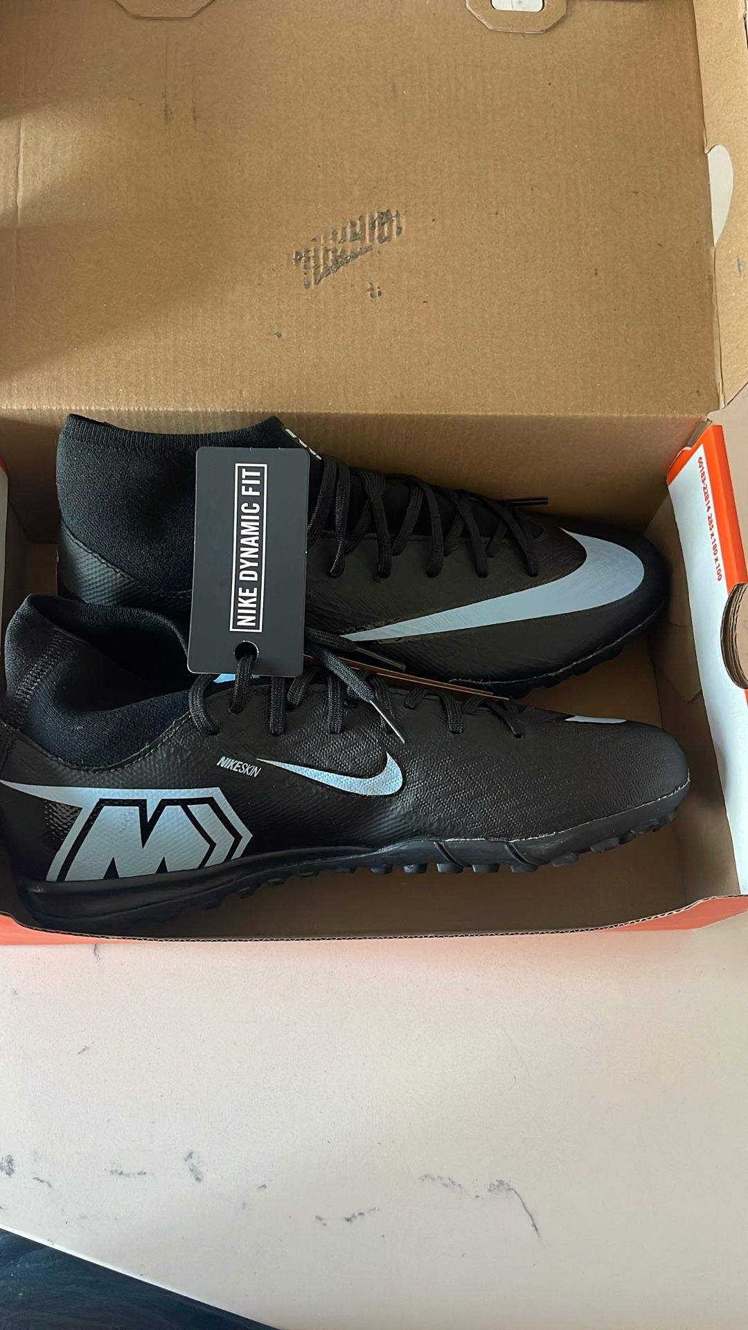 Nike Zoom Superfly 10 Academy Indoor Soccer Cleats 