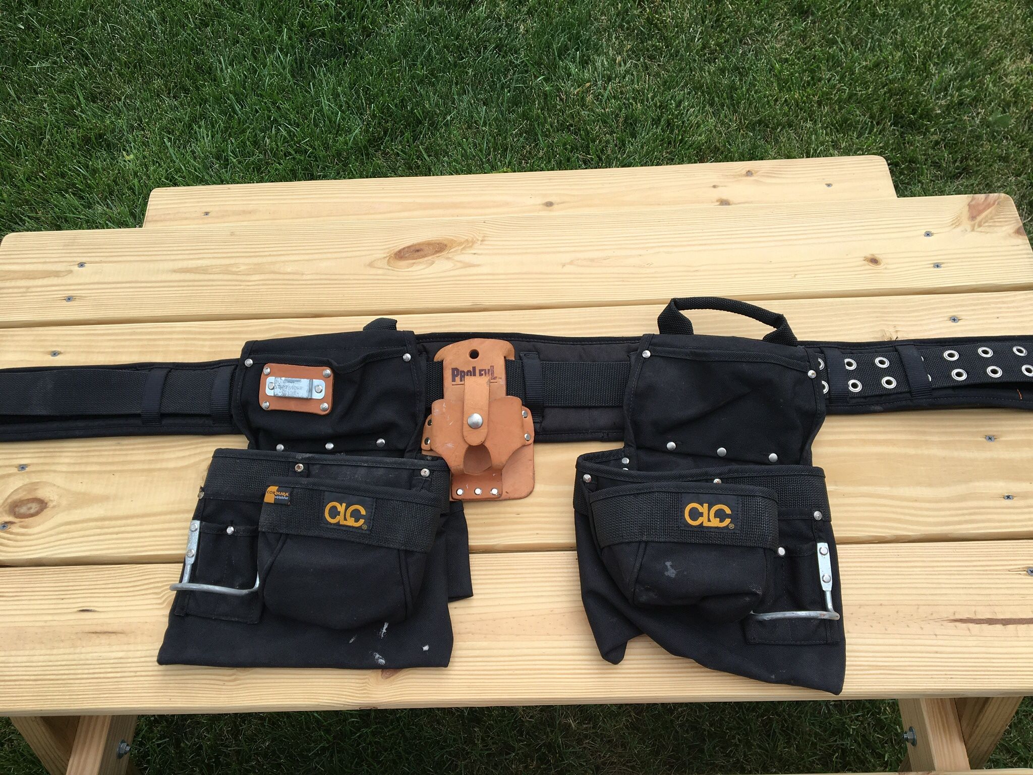 Tool Belt ( Custom Leather Craft )