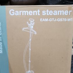 Garment steamer