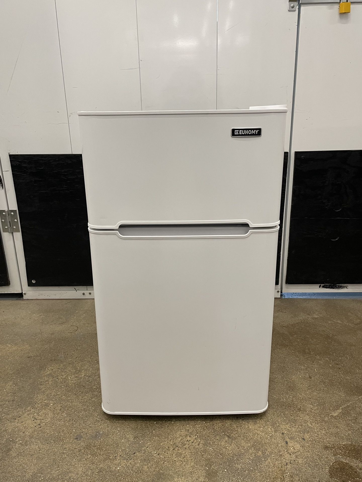 Euhomy 3.2 Cu.ft Mini Fridge (White)