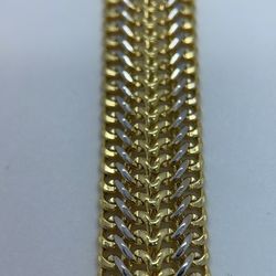 14 k Gold bracelet.