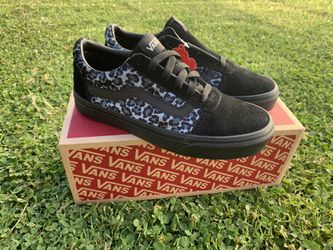 $50 Women’s Shoe Brand New Available Sizes 7 / 7.5 / 8 / 9.5 / 10