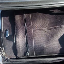 Samsonite 1910 Luxury Suitcase