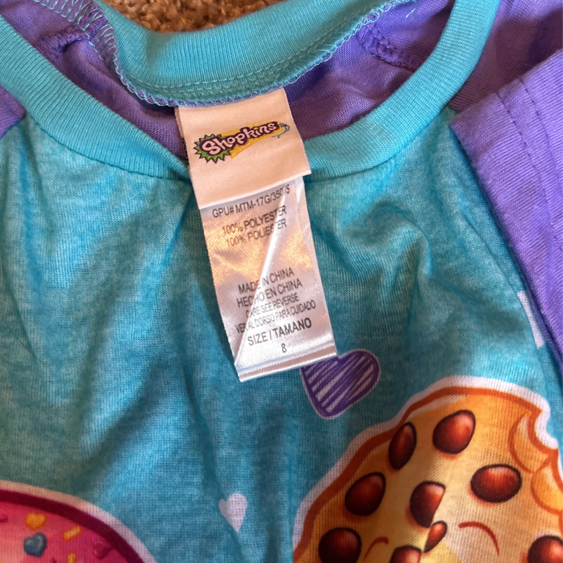 Never worn Child Size 7 Nightgown Shopkins
