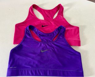 Women’s Nike sports bras