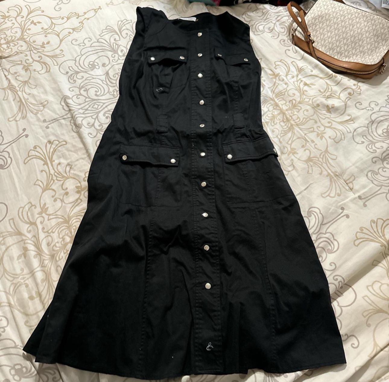$15 Calvin Klein Front Button-up Dress Size 10