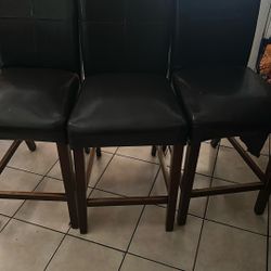 Free Bar Chairs 