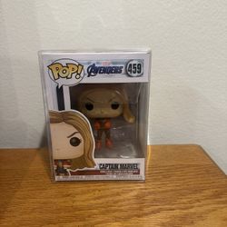 Captain Marvel Funko